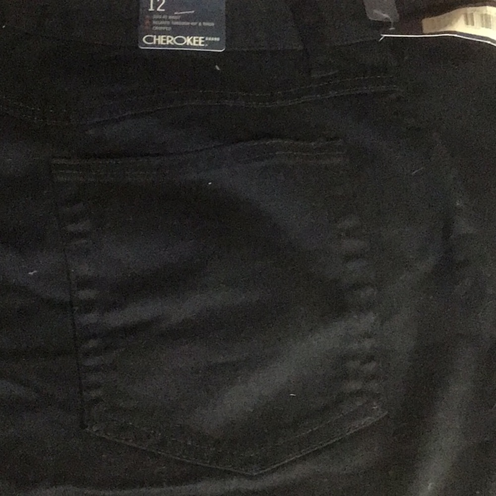 Cropped Pants - Picture 5 of 11